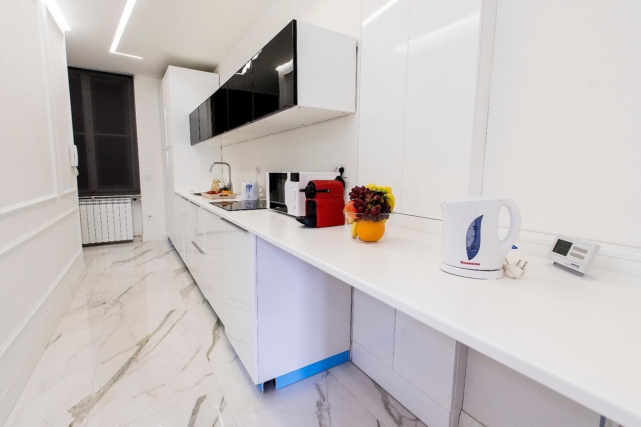 Jacuzzi Sinagoga View Apartment Budapest Bagian luar foto